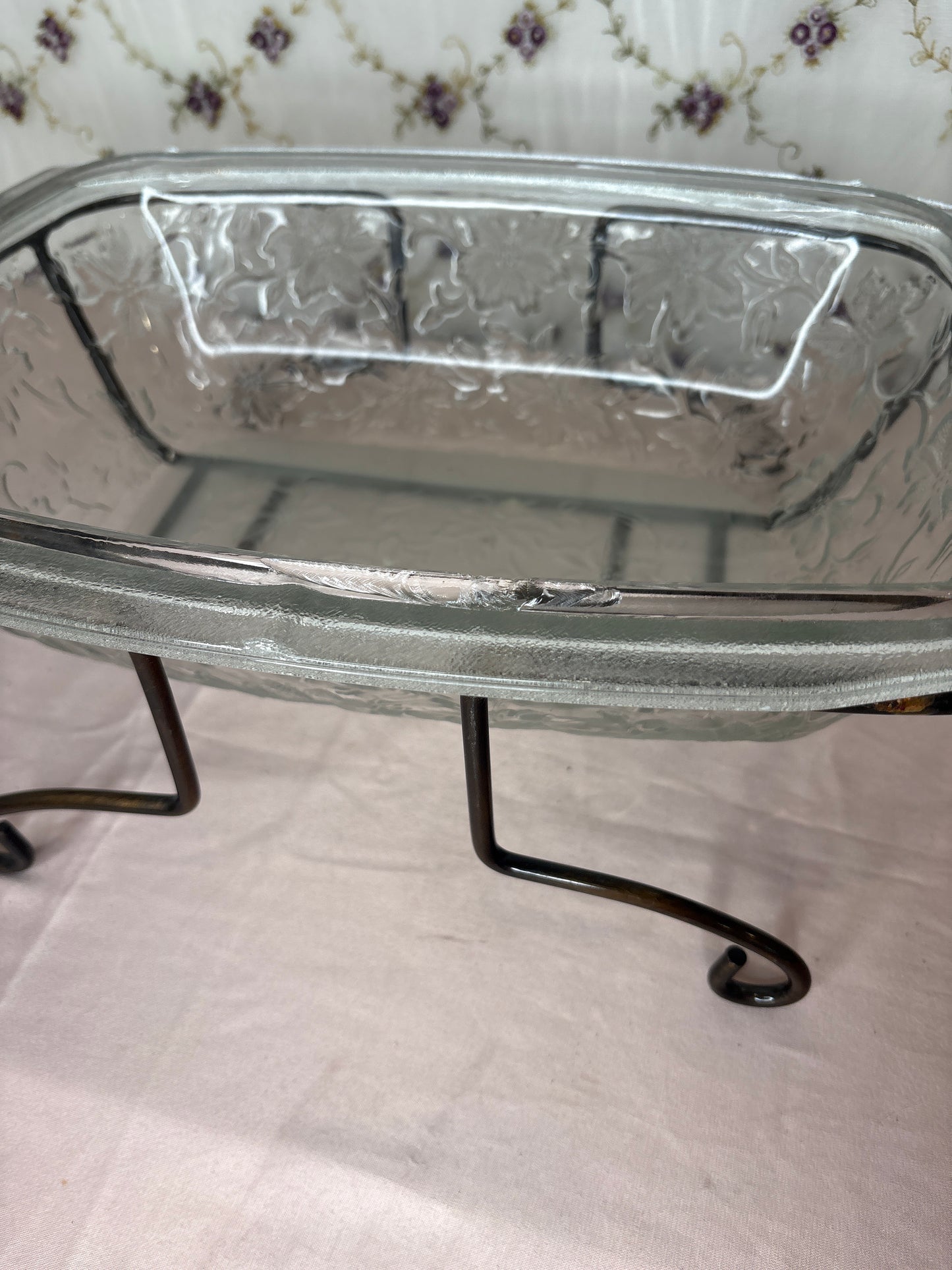 Baker & Metal Holder